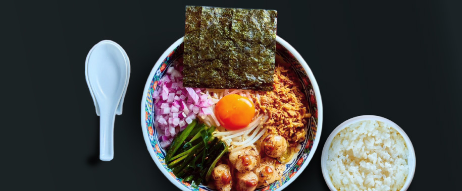 北海道炙り味噌ホルモンまぜそば ミニライス付き